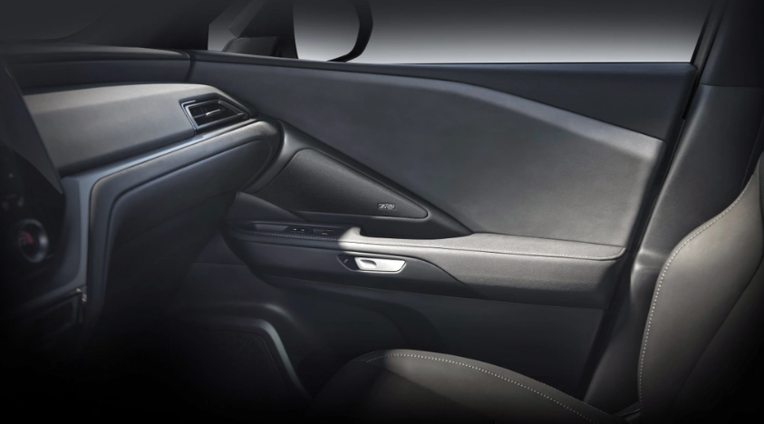 Lexus tiết lộ hình ảnh mẫu TX trước ngày ra mắt